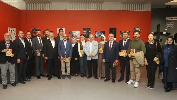 'Bi Dünya Sanat' Sergisi Açıldı