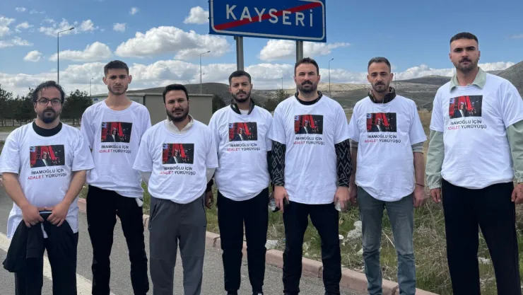 Bir grup CHP'li Kayseri'den Yozgat'a yürüyüş başlattı
