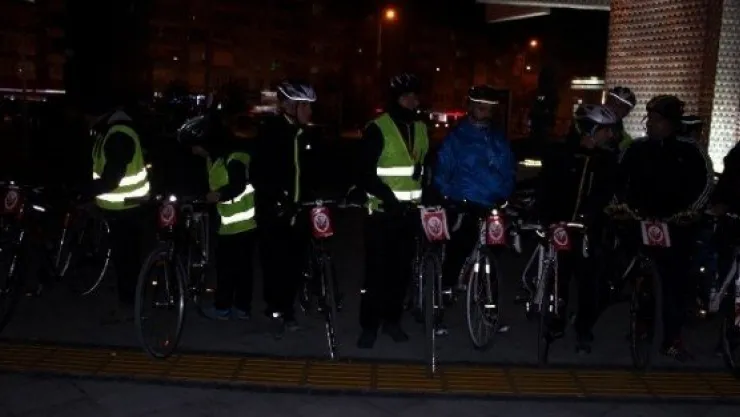 Bisikletçiler Atatürk İçin Pedal Çevirdi 