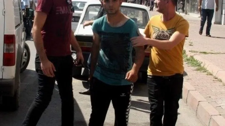 Bunalıma Giren Genç İntihara Kalkıştı 