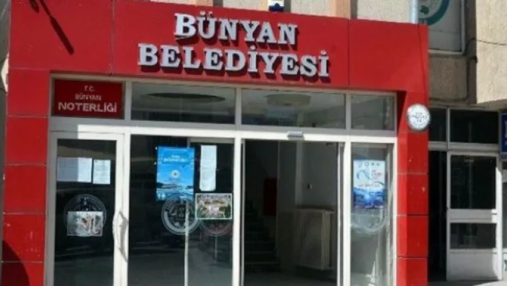 Bünyan Belediyesi çalışanların geçmiş döneme ait alacaklarını ödemeye devam ediyor