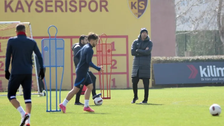 Burak Yılmaz: Ankaragücü maçını kazanıp hedeflerimizle alakalı konuşmanın zamanının geldi