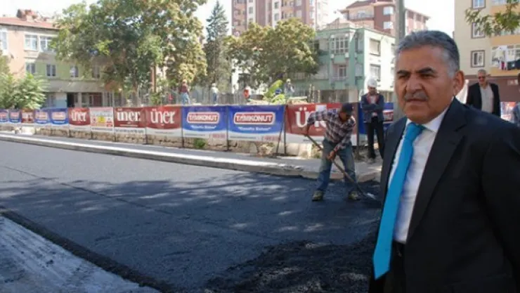 Büyükkılıç: 'Belediye olarak yolların güvenli ve seri olmasını önemsiyoruz'