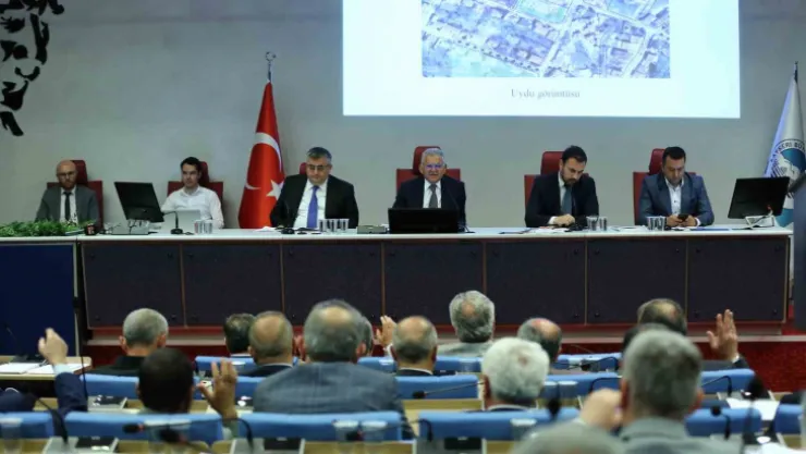 Büyükşehir Belediye Meclisi toplandı