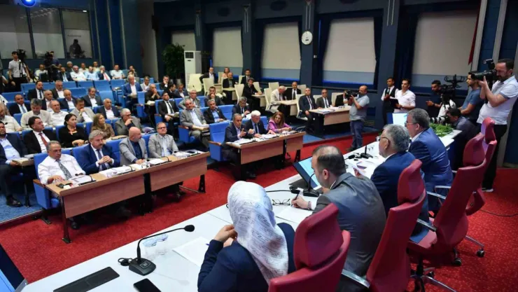 Büyükşehir Meclisi'nde Deniz Yağan'a 'Hoşgeldiniz' tebriği
