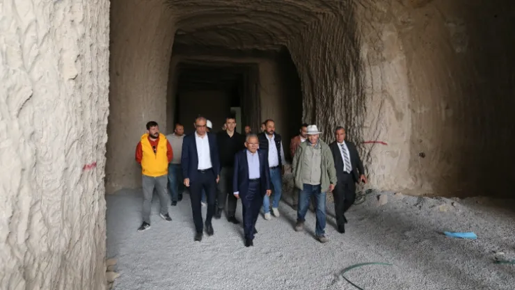 Büyükşehir'den Türkiye'nin en büyük kayadan oyma müzesi