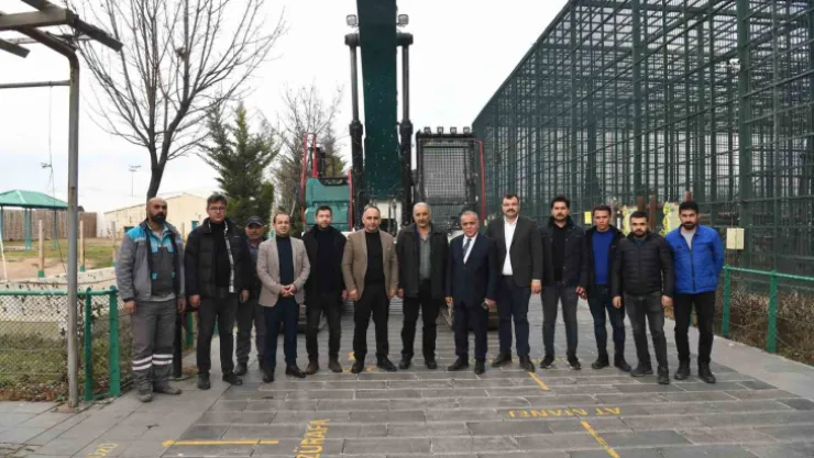 Hayvanat bahçesinde temizlik ve tadilat çalışması başladı