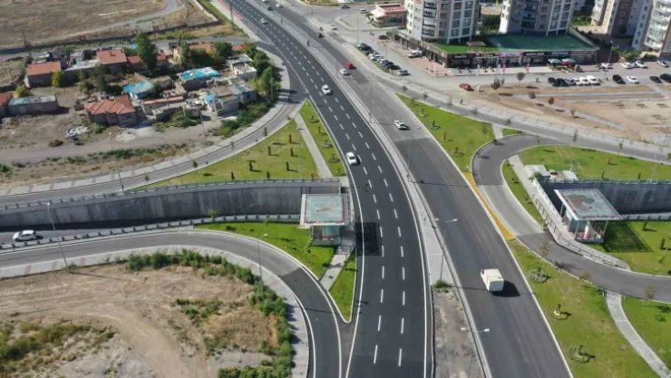Yollar daha uzun ömürlü ve daha konforlu hale getiriliyor