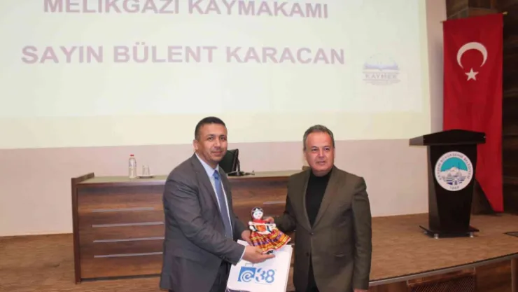 'Değer Gençlik' seminerinin konuğu Kaymakam Karacan oldu