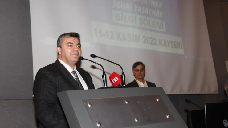 Büyükşehir'in ev sahipliğinde 'Tarihi Yaşatmak, Şehri Yaşatmak' bilgi şöleni