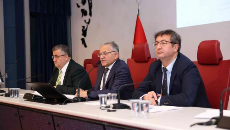 Büyükşehir meclisi, 2023 yılının ilk toplantısını yaptı