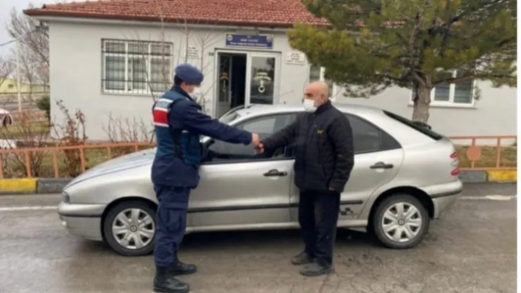 Çaldıkları otomobili oto tamircisine satmışlar