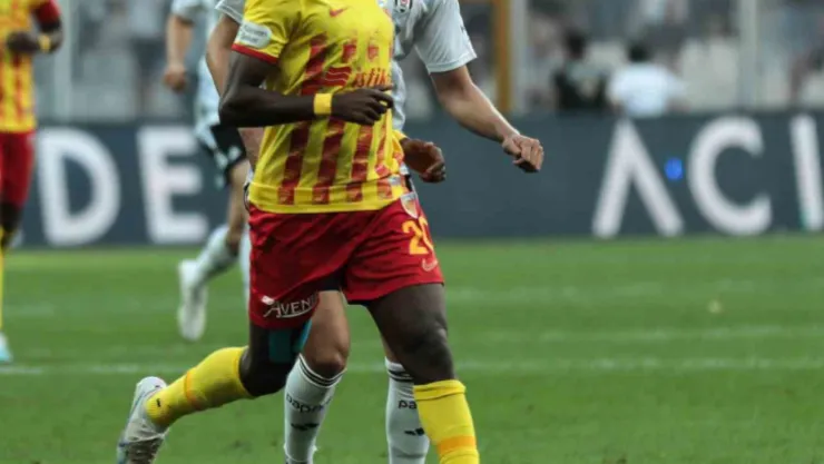 Carlos Mane ligdeki ilk golünü attı