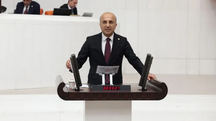 CHP'li Aşkın Genç'ten Kayseri'deki okullar için acil çağrı