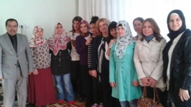 Çocuk Yuvasında Doğum Günü Sürprizi 