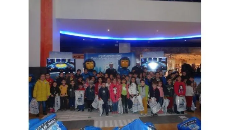 Çocuklar 'Trafik Dedektifi' oldu