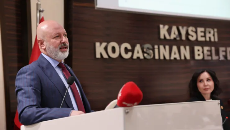 Çolakbayrakdar, 'Kocasinan'a Azerbaycan'a gidecek kadar yol yapmışız'