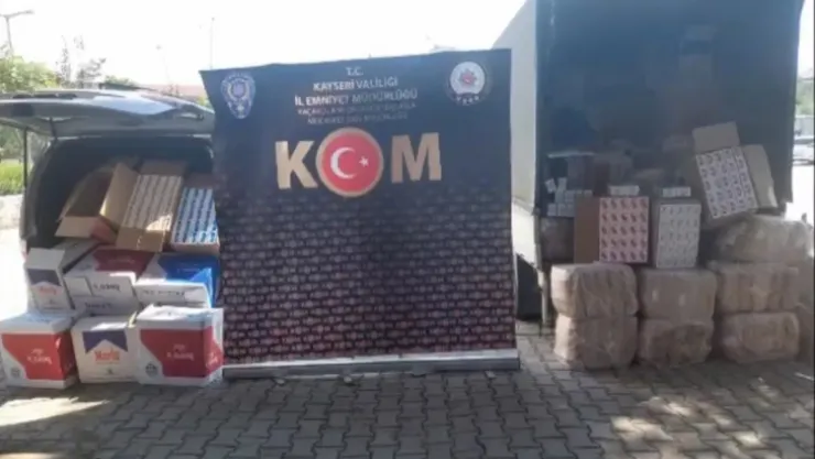 Depoya yapılan baskında 1 milyon adet boş makaron ele geçirildi