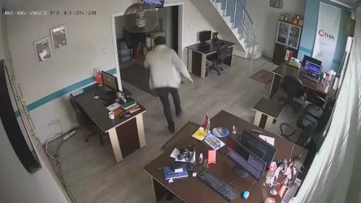 Depremin şiddetini bu görüntüler ortaya koydu