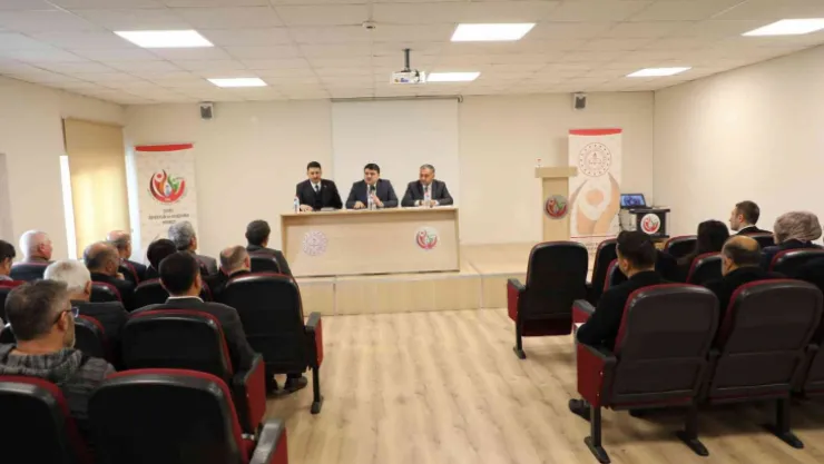 Develi'de Akademik Başarı ve Gelişim Projesi değerlendirme toplantısı yapıldı