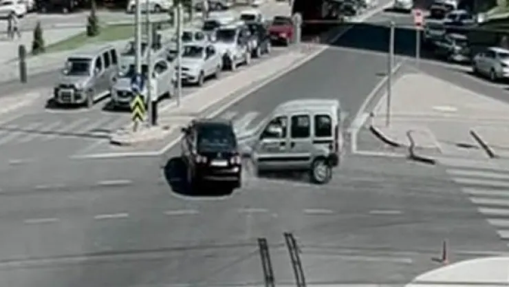 Dikkatsiz sürücüler