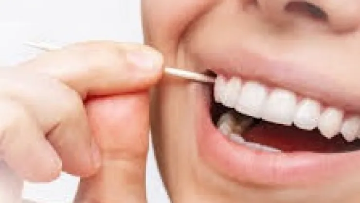 Diş Hekimi Uyardı:  Kurban Bayramında Gıda Sıkışmasına Dikkat!