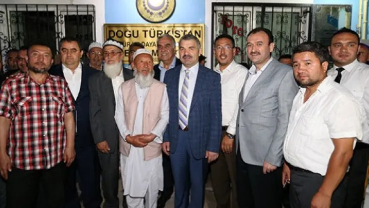 Doğu Türkistan'a kapımız her zaman açık