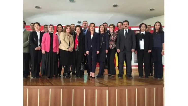 Dünya Kadınlar Gününde Derneklerin Ortak Etkinlik Sevinci