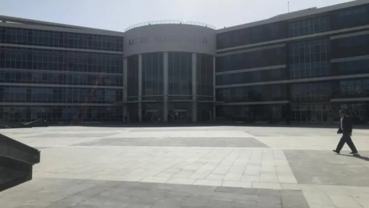 El bombası bulunan araçtaki 3 kişinin yargılanması devam edildi