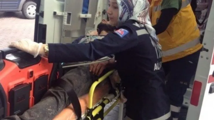 Elektrik Akımına Kapılan Genç Ağır Yaralandı 