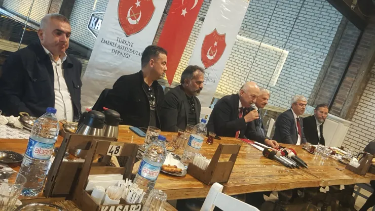 Emekli Astsubaylar Derneği'nden tanıtım toplantısı