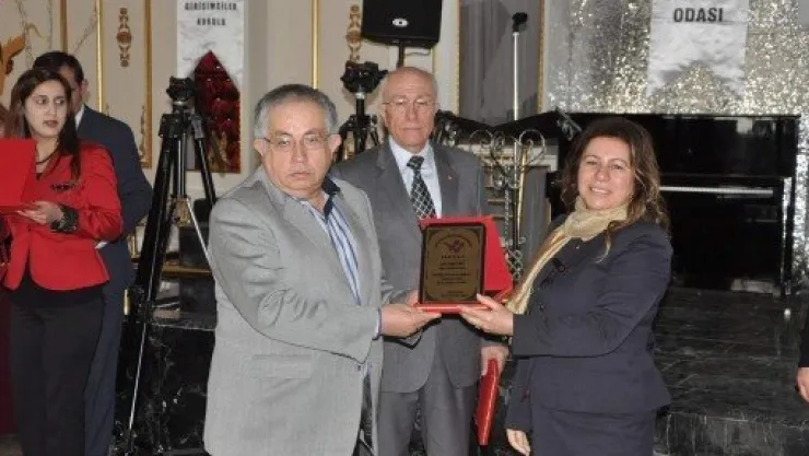 Engellilerden Şaban Ünlü'ye Plaket