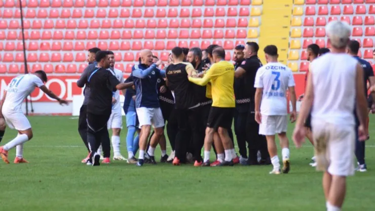 Erciyes 38 FK da, 'çirkin ve kötü tezahürat'tan PFDK'ya sevk edildi