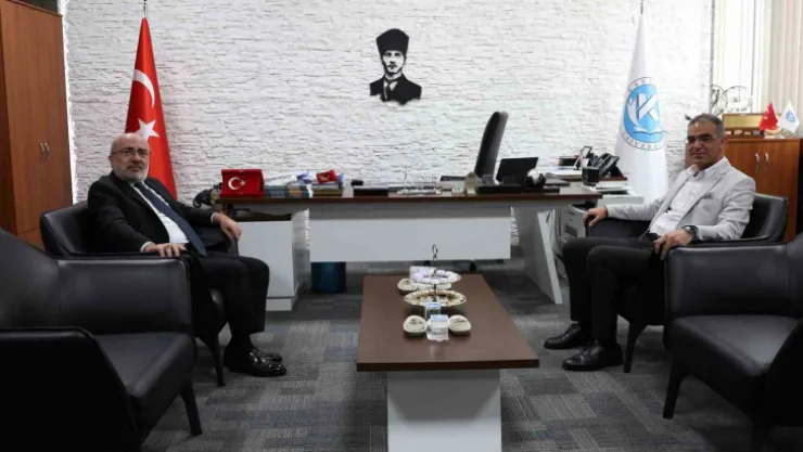 Başkan Elcuman'dan Rektör Karamustafa'ya ziyaret