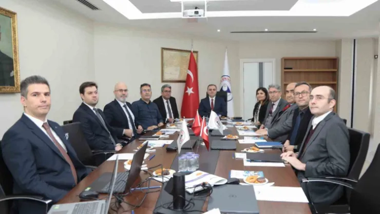 ERÜ'de Ar-Ge Stratejisi Üst Kurulu İlk Toplantısını Gerçekleştirdi