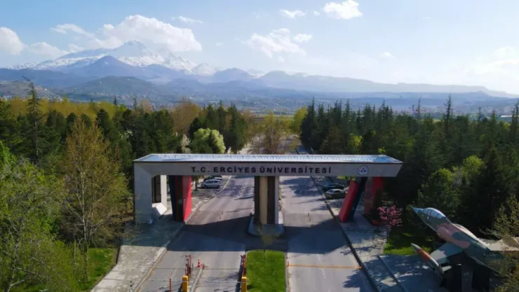 Erü Mezunları 12 Ekim'de Kampüs'te Buluşacak