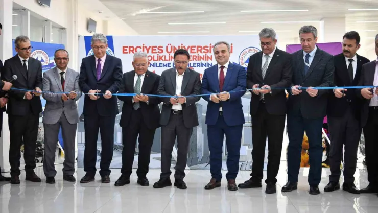 ERÜ Tıp Fakültesi  Poliklinik Girişi ve Kan Alma Üniteleri yenilendi