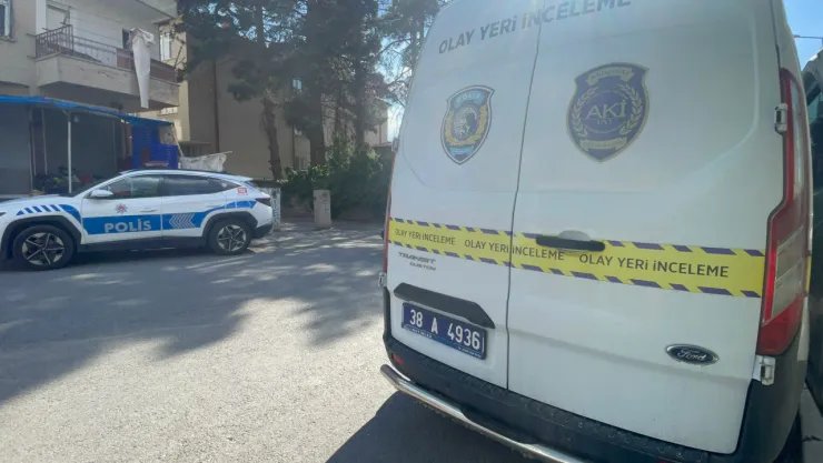 Esenyurt'ta kendisinden haber alınmayan şahıs evinde ölü bulundu