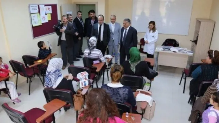 Esenyurt Sosyal Ve Spor Tesisleri  Mahalle Hanımlarının Aynı Zamanda Sosyal Mekanı 