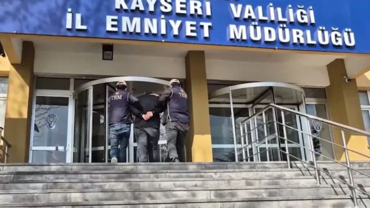 Fetö'nün gayyubet evlerinde saklanan 3 terör şüphelisi yakalandı