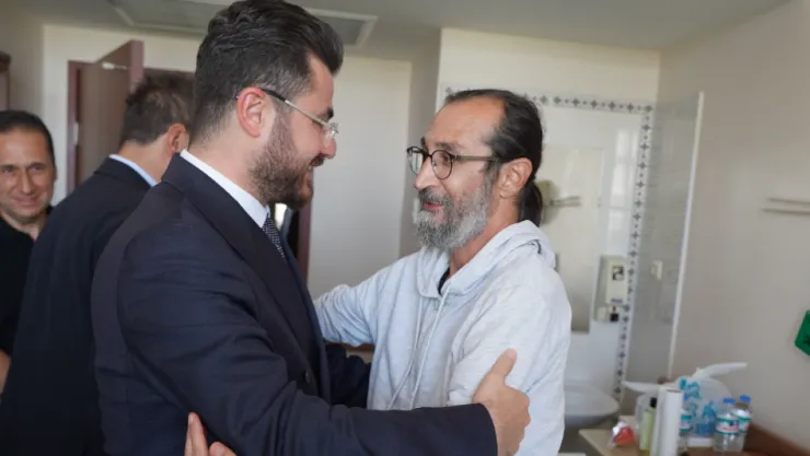 Gazeteci Yusuf Agaşe'ye Geçmiş Olsun Ziyareti
