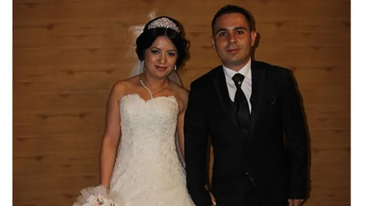 Gazeteci Davut Güleç'in Oğlu Onur Özgür Güleç dünya evine girdi