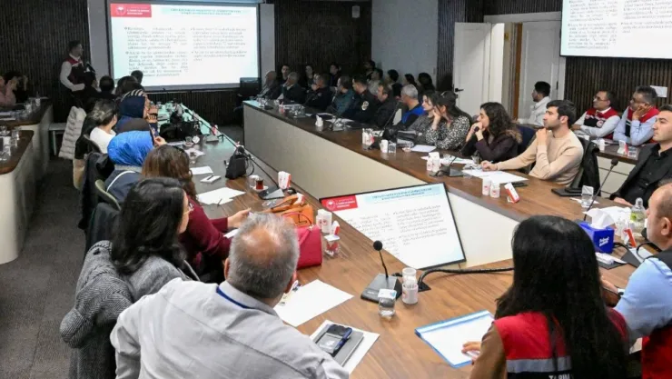 Gıda zehirlenmelerine karşı tedbirler eğitimi verildi