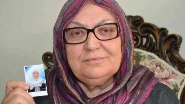 63 Yaşındaki Teyzenin Botoks Çilesi