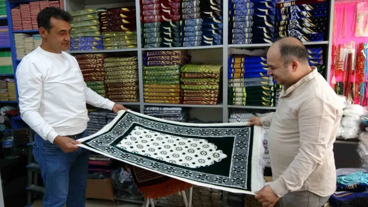 Hacılar hediyelik eşyaları Arabistan'dan değil, Türkiye'den alıyor