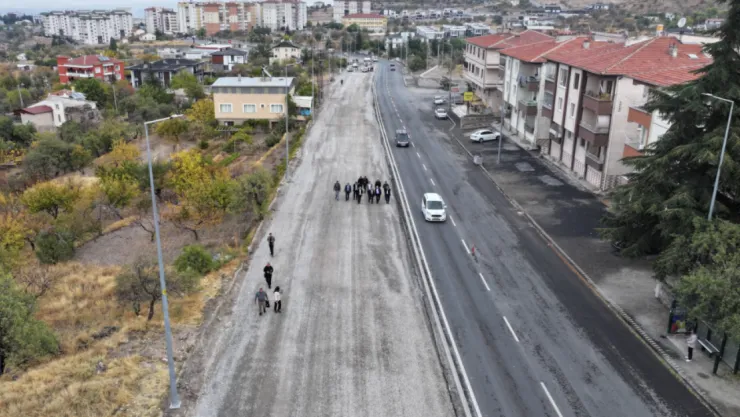 Hacılar Kayseri Caddesi'nde 100 Milyon TL'lik Yol Yenileme Projesi Sona Yaklaşıyor