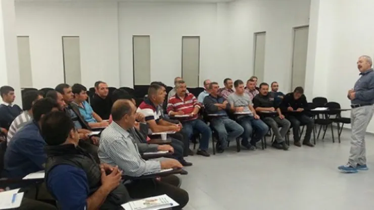 Hayvan bakıcılığı eğitimi başladı