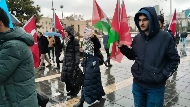 Hekimlerden Filistin için sessiz yürüyüş