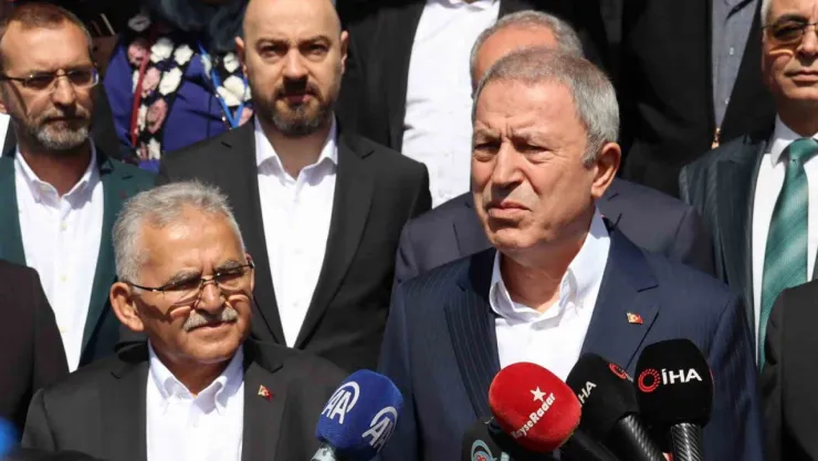 Hulusi Akar: 'Sandıktan çıkan karara herkes saygı duyacak'