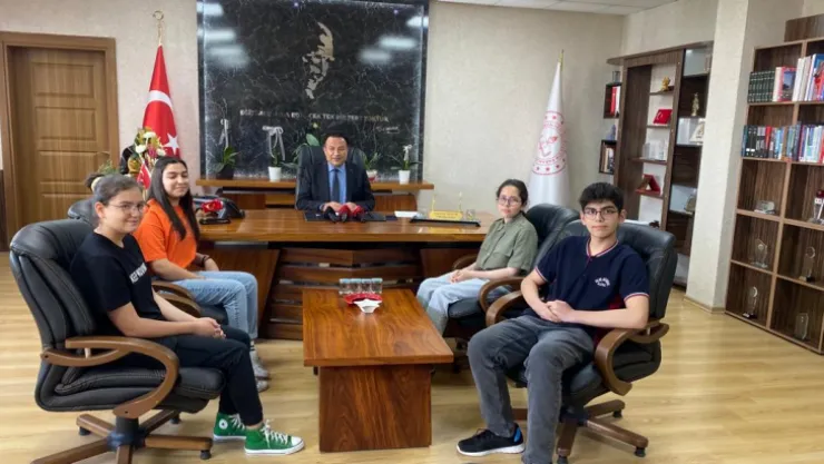 İl Milli Eğitim Müdürü Karaköse, LGS birincilerini ağırladı